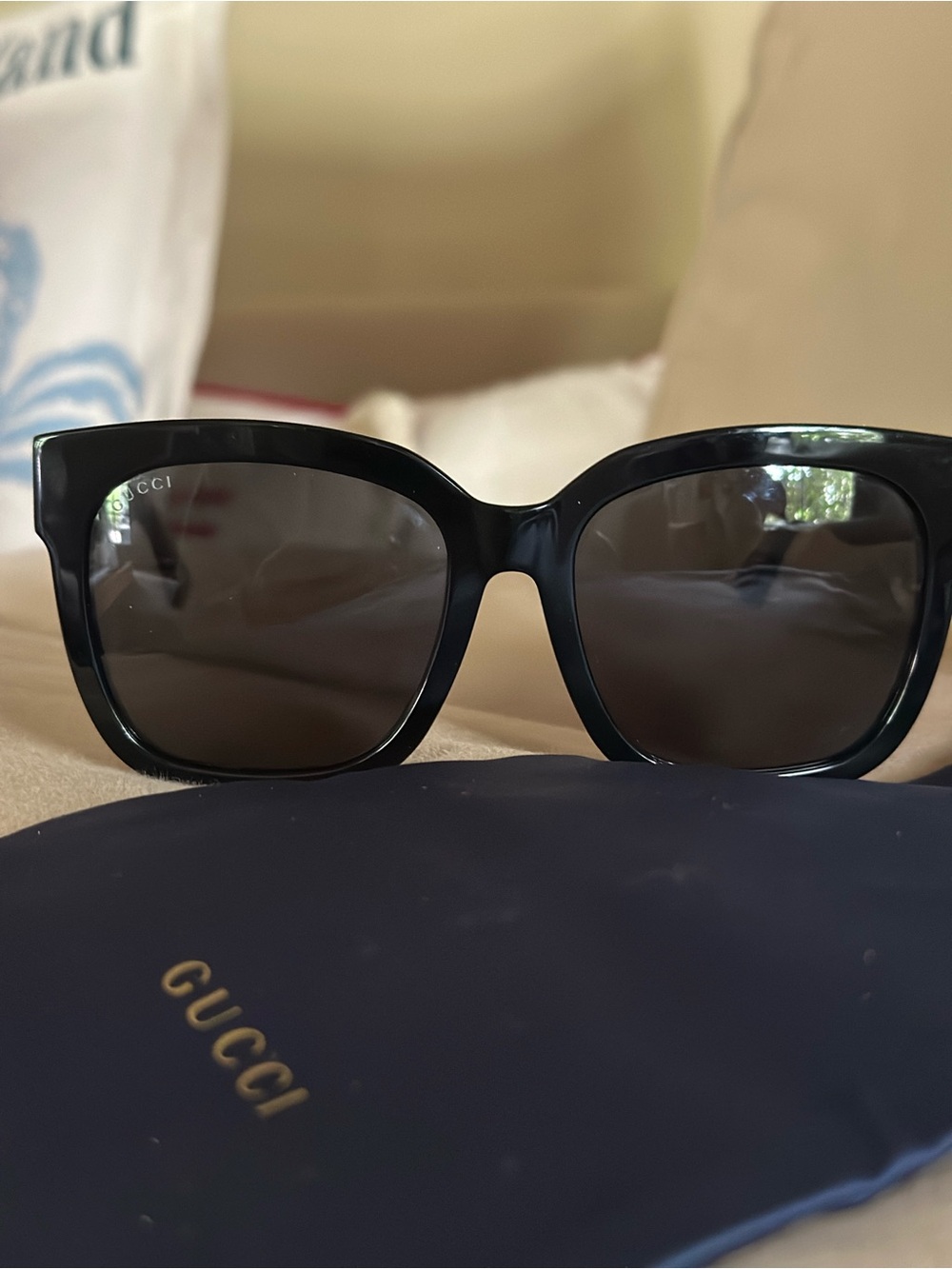 Gucci Sunglasses- Like New! - Picture 6 of 10